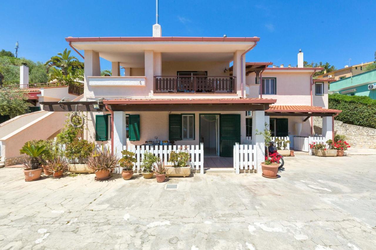 Appartement Il Bacio Del Sole By Barbarhouse à Vieste Extérieur photo